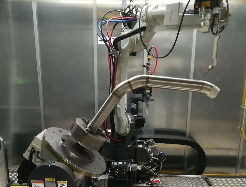 Laser welding cell