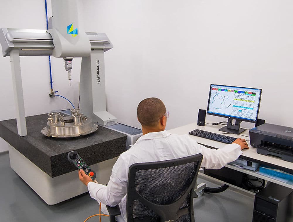 Coordinate measuring machine